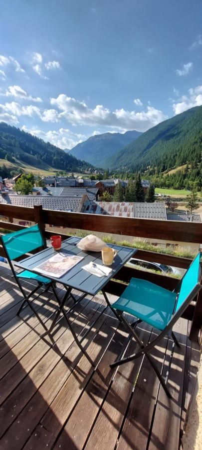 Le Studio Du Queyras Avec Vue Sur La Montagne Abries Luaran gambar