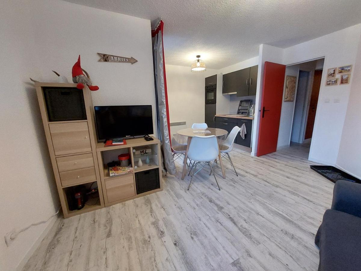 Le Studio Du Queyras Avec Vue Sur La Montagne Abries Luaran gambar