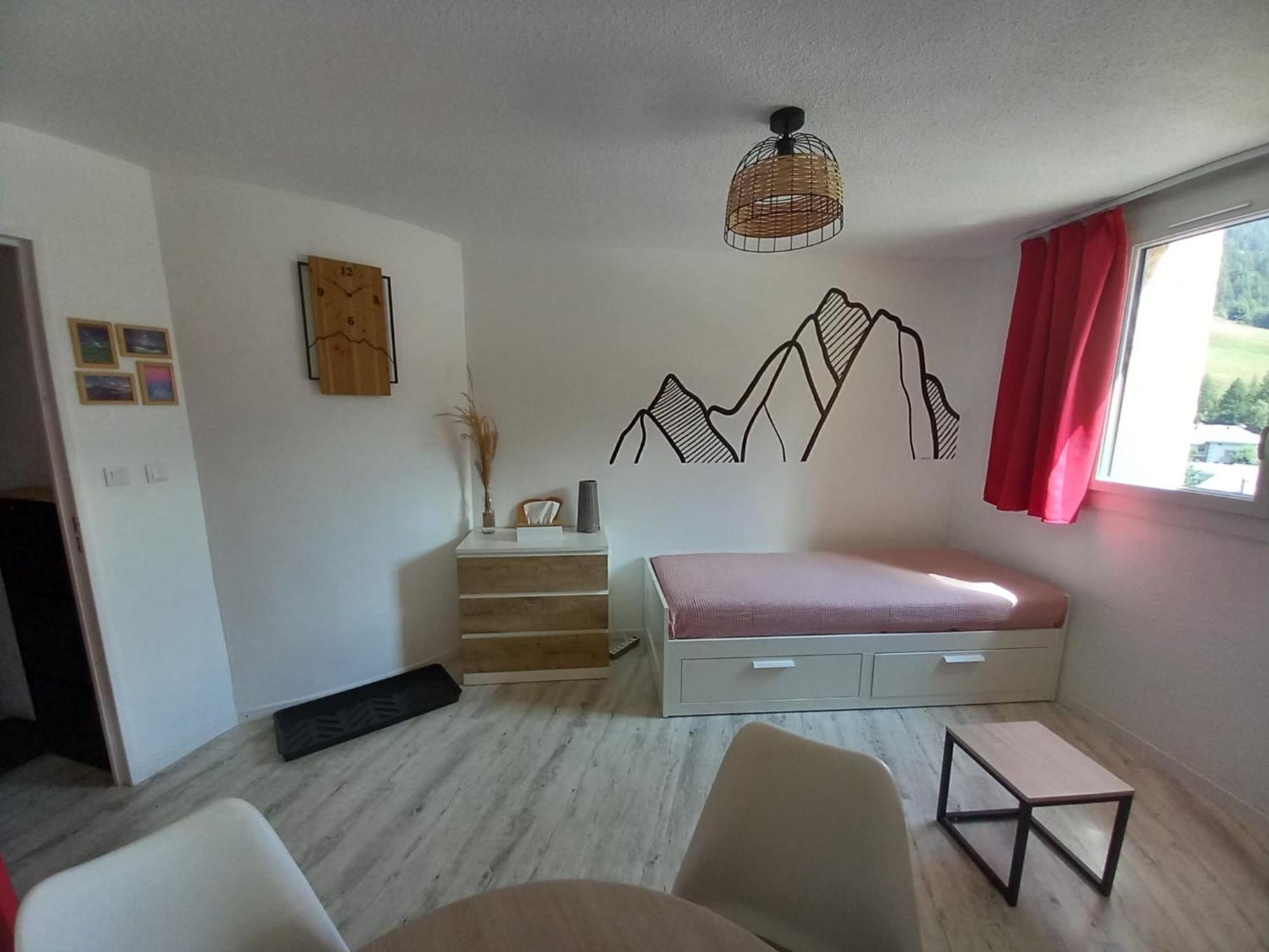 Le Studio Du Queyras Avec Vue Sur La Montagne Abries Bilik gambar