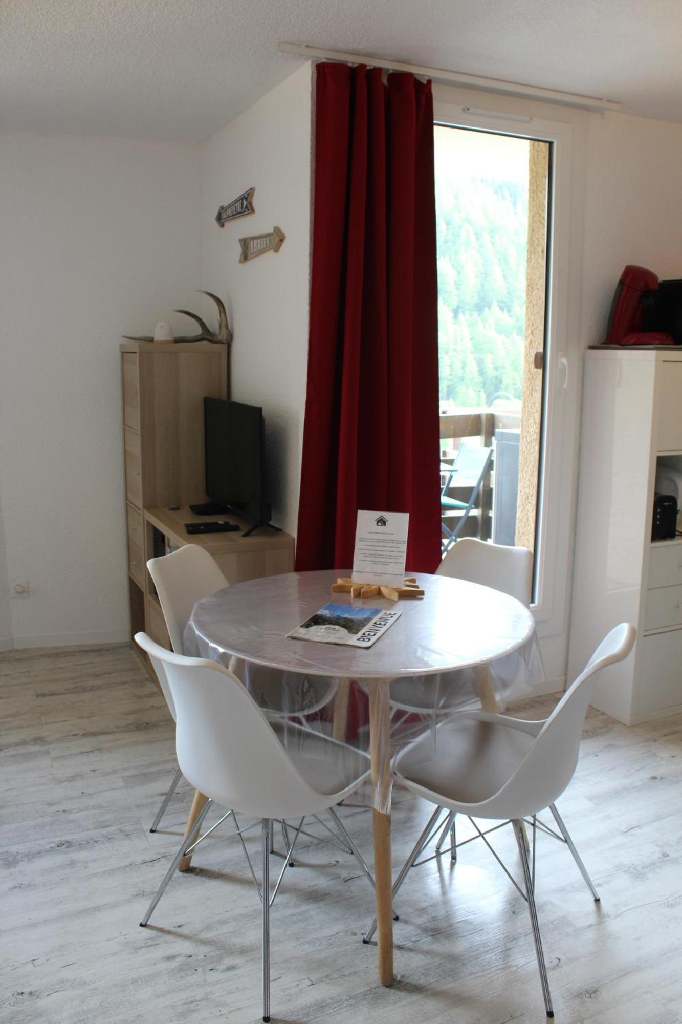 Le Studio Du Queyras Avec Vue Sur La Montagne Abries Luaran gambar